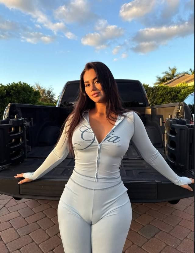 Available 🎆For Hookup🥰🥰 - 💋 READY TO ANY PLACE✅ 💎incall / outcall🚗 Car Fun 24/7 - Image 2